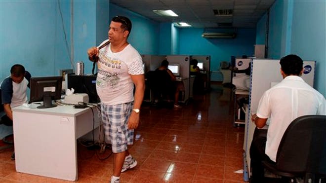 internet Cuba.jpg